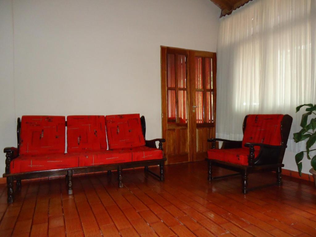 Отель Hosteria Mola Пуэрто-Игуасу Экстерьер фото